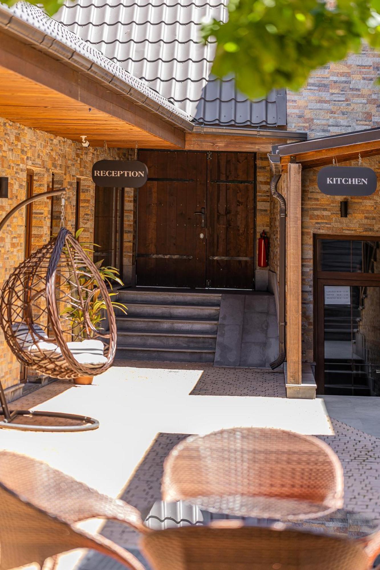 Boutique Living Hotel Yerevan Exterior foto
