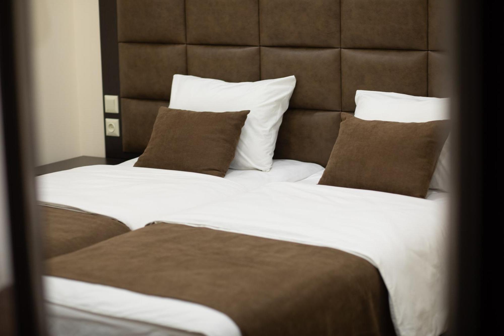 Boutique Living Hotel Yerevan Exterior foto